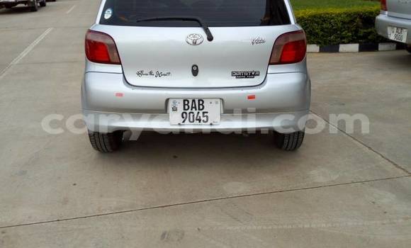Acheter Occasion Voiture Toyota Vitz Gris à Lusaka, Zambie Acheter Occasion Voiture Toyota Vitz Gris à Lusaka, Zambie