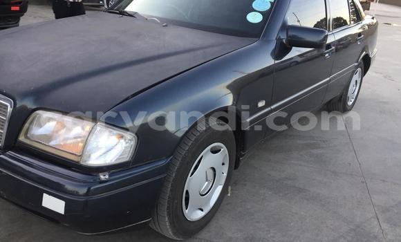 Buy Used Mercedes‒Benz C–Class Black Car in Lusaka in Zambia Buy Used Mercedes‒Benz C–Class Black Car in Lusaka in Zambia