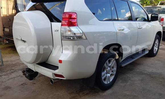 Buy Used Toyota Land Cruiser Prado White Car in Lusaka in Zambia Buy Used Toyota Land Cruiser Prado White Car in Lusaka in Zambia