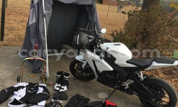 Tenga Tsaru Honda CBR 1000 RR Chena Bike in Livingstone in Zambia Tenga Tsaru Honda CBR 1000 RR Chena Bike in Livingstone in Zambia