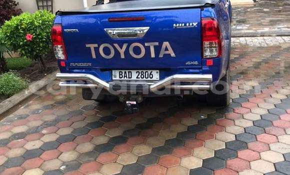Acheter Occasion Voiture Toyota Hilux Bleu à Lusaka, Zambie Acheter Occasion Voiture Toyota Hilux Bleu à Lusaka, Zambie