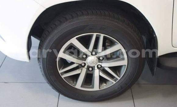 Tenga Tsaru Toyota Hilux Chena Mota in Lusaka in Zambia Tenga Tsaru Toyota Hilux Chena Mota in Lusaka in Zambia