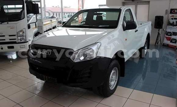 Acheter Occasion Voiture Isuzu KB Blanc à Lusaka, Zambie Acheter Occasion Voiture Isuzu KB Blanc à Lusaka, Zambie