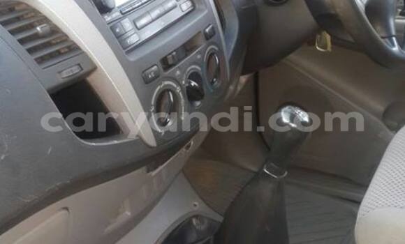 Acheter Occasion Voiture Toyota Hilux Noir à Chingola, Zambie Acheter Occasion Voiture Toyota Hilux Noir à Chingola, Zambie