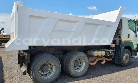 Acheter Occasion Utilitaire Isuzu FTR 850 Blanc à Lusaka, Zambie Acheter Occasion Utilitaire Isuzu FTR 850 Blanc à Lusaka, Zambie