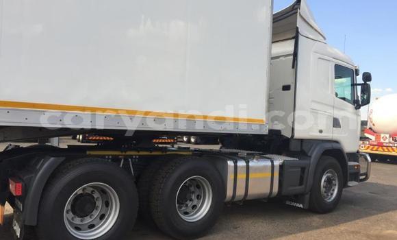 Acheter Occasion Utilitaire Scania R420 Blanc à Livingstone, Zambie Acheter Occasion Utilitaire Scania R420 Blanc à Livingstone, Zambie