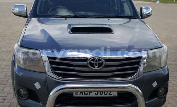 Acheter Occasion Voiture Toyota Hilux Noir à Chingola, Zambie Acheter Occasion Voiture Toyota Hilux Noir à Chingola, Zambie