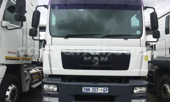 Acheter Occasion Utilitaire Man Silent Blanc à Livingstone, Zambie Acheter Occasion Utilitaire Man Silent Blanc à Livingstone, Zambie