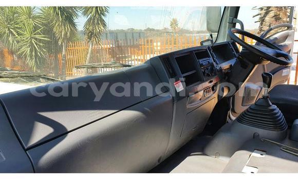 Acheter Occasion Utilitaire Isuzu FTR 850 Blanc à Lusaka, Zambie Acheter Occasion Utilitaire Isuzu FTR 850 Blanc à Lusaka, Zambie