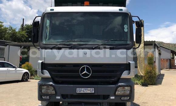 Buy Used Mercedes–Benz Tipper White Truck in Lusaka in Zambia Buy Used Mercedes–Benz Tipper White Truck in Lusaka in Zambia