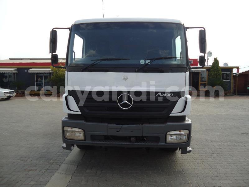 Big with watermark mercedes benz 2628 zambia livingstone 11832