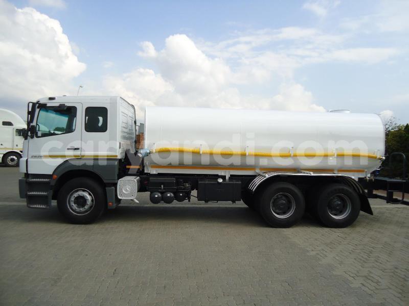 Big with watermark mercedes benz 2628 zambia livingstone 11832