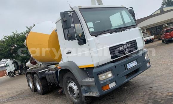 Buy Used Man Silent White Truck in Livingstone in Zambia Buy Used Man Silent White Truck in Livingstone in Zambia