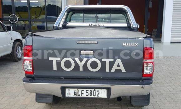 Acheter Occasion Voiture Toyota Hilux Noir à Chingola, Zambie Acheter Occasion Voiture Toyota Hilux Noir à Chingola, Zambie
