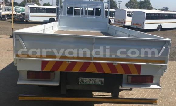 Acheter Occasion Utilitaire Mercedes–Benz Atego Blanc à Livingstone, Zambie Acheter Occasion Utilitaire Mercedes–Benz Atego Blanc à Livingstone, Zambie