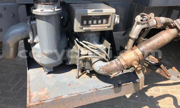 Buy Used MercedesâBenz 2628 White Truck in Lusaka in Zambia Buy Used MercedesâBenz 2628 White Truck in Lusaka in Zambia