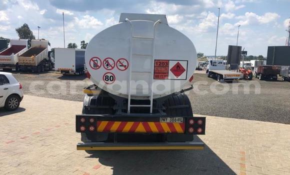 Buy Used MercedesâBenz 2628 White Truck in Lusaka in Zambia Buy Used MercedesâBenz 2628 White Truck in Lusaka in Zambia