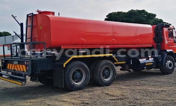 Tenga Tsaru Man TGX Tsvuku Rori in Lusaka in Zambia Tenga Tsaru Man TGX Tsvuku Rori in Lusaka in Zambia