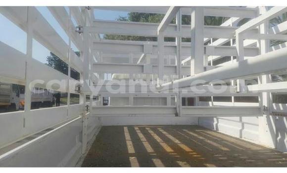 Acheter Occasion Utilitaire Mitsubishi Fuso Blanc à Lusaka, Zambie Acheter Occasion Utilitaire Mitsubishi Fuso Blanc à Lusaka, Zambie