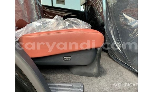 Nunua Imported Lexus LX Nyeusi Gari ndani ya Import - Dubai nchini Zambia Nunua Imported Lexus LX Nyeusi Gari ndani ya Import - Dubai nchini Zambia