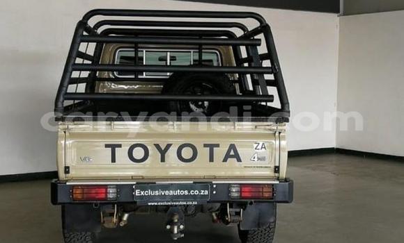 Nunua Ilio tumika Toyota Land Cruiser Nyingine Gari ndani ya Lusaka nchini Zambia Nunua Ilio tumika Toyota Land Cruiser Nyingine Gari ndani ya Lusaka nchini Zambia