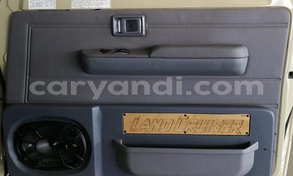 Nunua Ilio tumika Toyota Land Cruiser Nyingine Gari ndani ya Lusaka nchini Zambia Nunua Ilio tumika Toyota Land Cruiser Nyingine Gari ndani ya Lusaka nchini Zambia