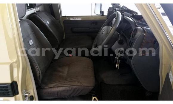 Nunua Ilio tumika Toyota Land Cruiser Nyingine Gari ndani ya Lusaka nchini Zambia Nunua Ilio tumika Toyota Land Cruiser Nyingine Gari ndani ya Lusaka nchini Zambia