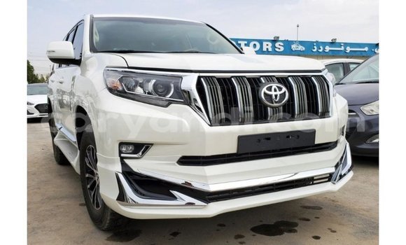 Nunua Imported Toyota Prado Nyeupe Gari ndani ya Import - Dubai nchini Zambia Nunua Imported Toyota Prado Nyeupe Gari ndani ya Import - Dubai nchini Zambia