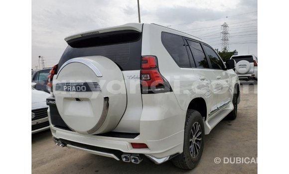 Nunua Imported Toyota Prado Nyeupe Gari ndani ya Import - Dubai nchini Zambia Nunua Imported Toyota Prado Nyeupe Gari ndani ya Import - Dubai nchini Zambia