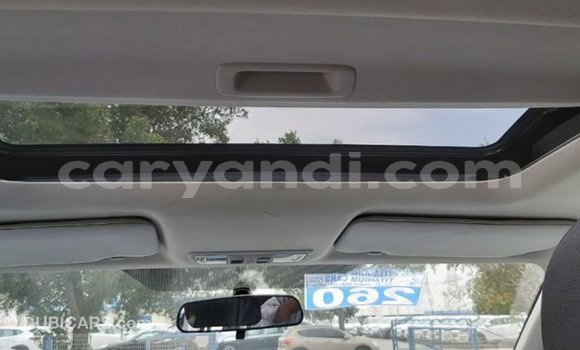 Acheter Import Moto Honda C Blanc à Import - Dubai, Zambie Acheter Import Moto Honda C Blanc à Import - Dubai, Zambie