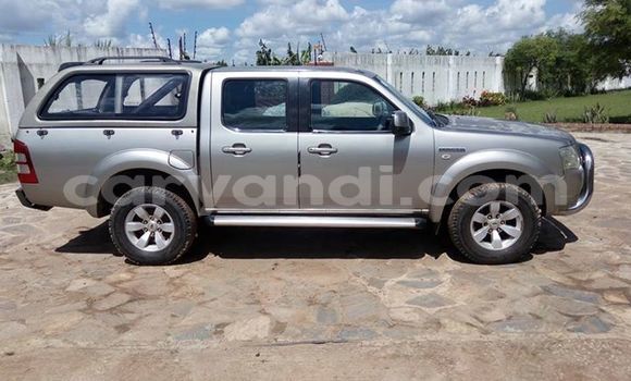 Buy Used Toyota Hilux Silver Car in Lusaka in Zambia Buy Used Toyota Hilux Silver Car in Lusaka in Zambia