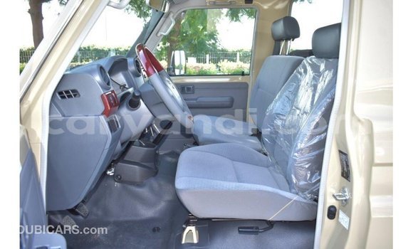 Buy Import Toyota Land Cruiser Beige Car in Import - Dubai in Zambia Buy Import Toyota Land Cruiser Beige Car in Import - Dubai in Zambia