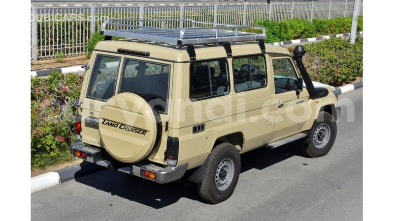 Big with watermark toyota land cruiser zambia import dubai 11868
