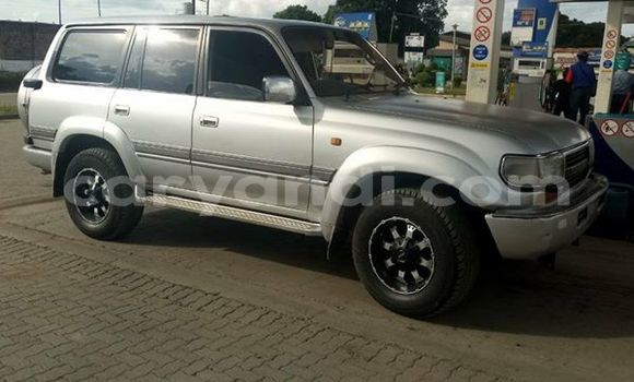 Buy Used Toyota Land Cruiser Silver Car in Lusaka in Zambia Buy Used Toyota Land Cruiser Silver Car in Lusaka in Zambia