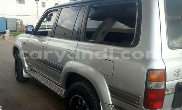 Buy Used Toyota Land Cruiser Silver Car in Lusaka in Zambia Buy Used Toyota Land Cruiser Silver Car in Lusaka in Zambia