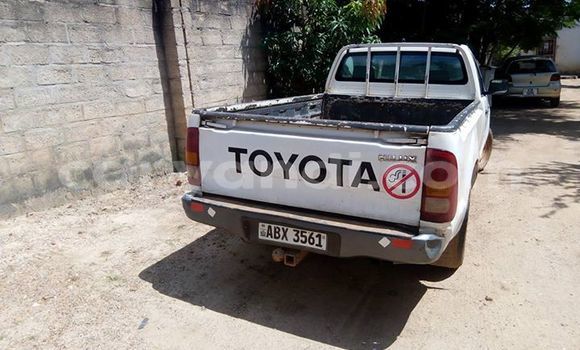 Buy Used Toyota Hilux White Car in Lusaka in Zambia Buy Used Toyota Hilux White Car in Lusaka in Zambia