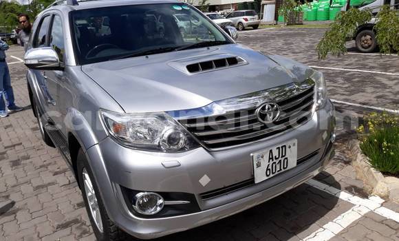 Tenga Tsaru Toyota Fortuner Sirivha Mota in Lusaka in Zambia Tenga Tsaru Toyota Fortuner Sirivha Mota in Lusaka in Zambia