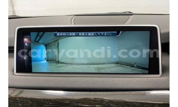 Nunua Imported BMW X5 Nyeupe Gari ndani ya Import - Dubai nchini Zambia Nunua Imported BMW X5 Nyeupe Gari ndani ya Import - Dubai nchini Zambia