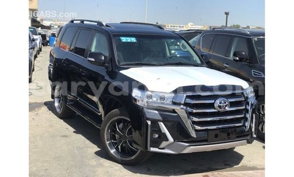 Nunua Imported Toyota Land Cruiser Nyeusi Gari ndani ya Import - Dubai nchini Zambia Nunua Imported Toyota Land Cruiser Nyeusi Gari ndani ya Import - Dubai nchini Zambia