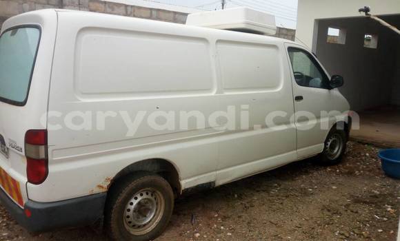 Acheter Occasion Voiture Toyota Hiace Blanc à Lusaka, Zambie Acheter Occasion Voiture Toyota Hiace Blanc à Lusaka, Zambie