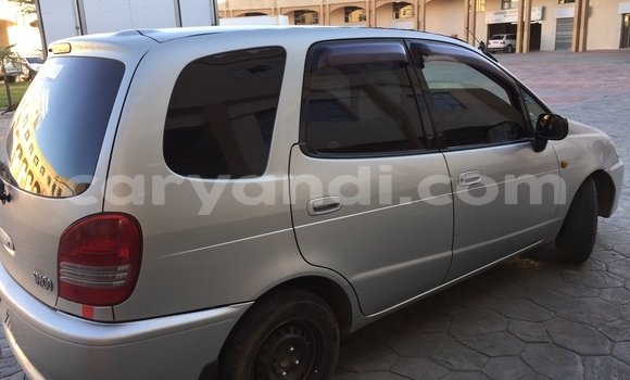 Acheter Occasion Voiture Toyota Spacio Gris à Lusaka, Zambie Acheter Occasion Voiture Toyota Spacio Gris à Lusaka, Zambie