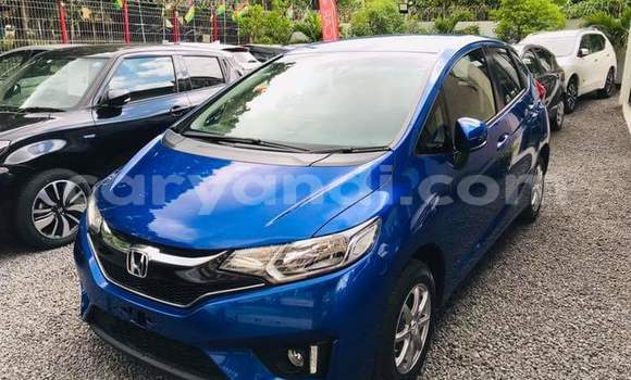 Buy Used Honda FIT Blue Car in Livingstone in Zambia Buy Used Honda FIT Blue Car in Livingstone in Zambia