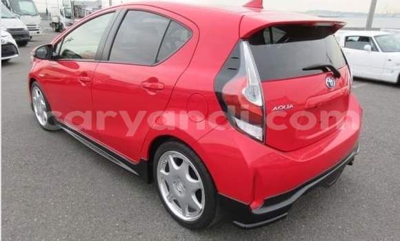 Acheter Occasion Voiture Toyota Aqua Rouge à Livingstone, Zambie Acheter Occasion Voiture Toyota Aqua Rouge à Livingstone, Zambie