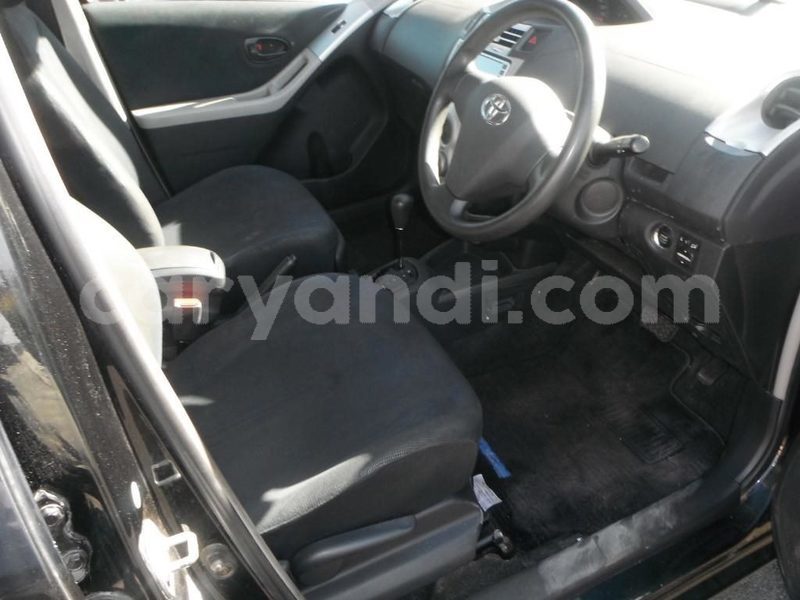 Big with watermark vitz....