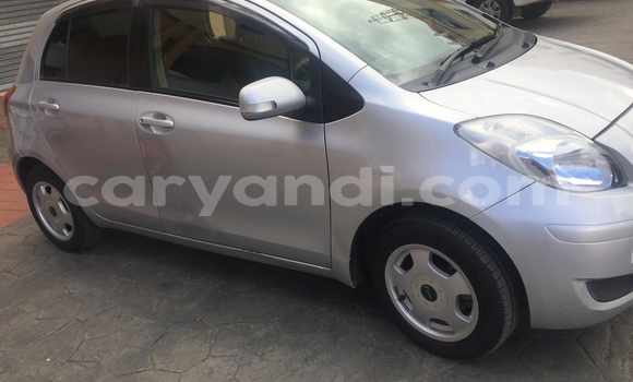 Acheter Occasion Voiture Toyota Vitz Gris à Lusaka, Zambie Acheter Occasion Voiture Toyota Vitz Gris à Lusaka, Zambie
