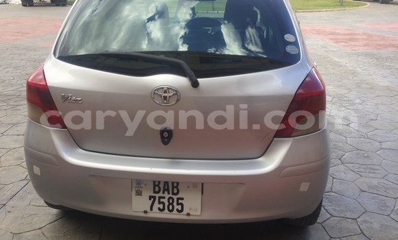 Acheter Occasion Voiture Toyota Vitz Gris à Lusaka, Zambie Acheter Occasion Voiture Toyota Vitz Gris à Lusaka, Zambie