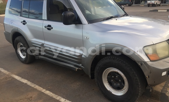 Acheter Occasion Voiture Mitsubishi Pajero Gris à Lusaka, Zambie Acheter Occasion Voiture Mitsubishi Pajero Gris à Lusaka, Zambie