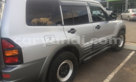 Acheter Occasion Voiture Mitsubishi Pajero Gris à Lusaka, Zambie Acheter Occasion Voiture Mitsubishi Pajero Gris à Lusaka, Zambie