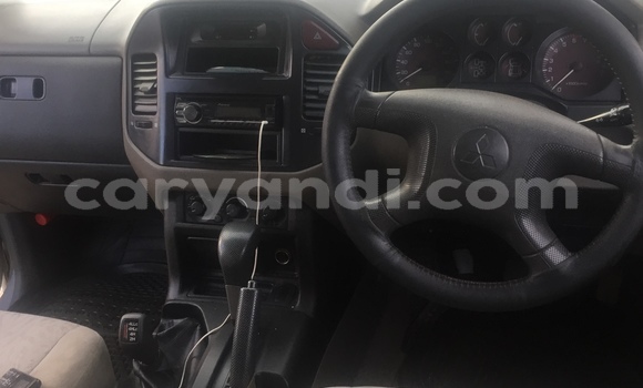 Acheter Occasion Voiture Mitsubishi Pajero Gris à Lusaka, Zambie Acheter Occasion Voiture Mitsubishi Pajero Gris à Lusaka, Zambie