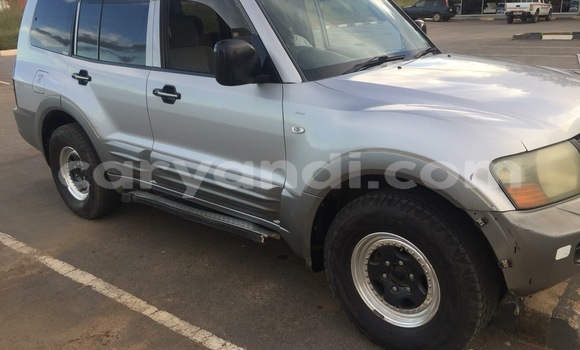 Acheter Occasion Voiture Mitsubishi Pajero Gris à Lusaka, Zambie Acheter Occasion Voiture Mitsubishi Pajero Gris à Lusaka, Zambie